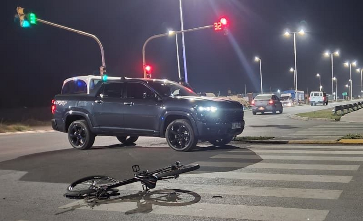 Falleció el ciclista que había sido embestido por una camioneta en General Pico