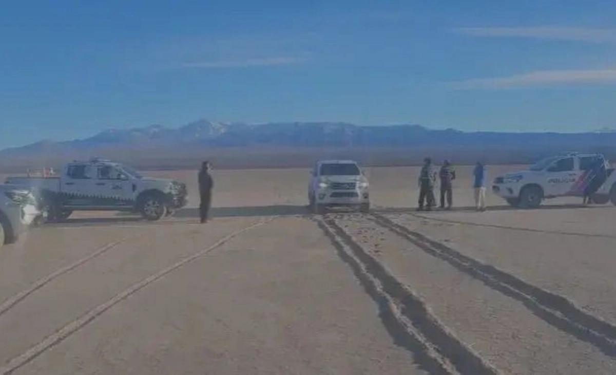 Retiraron una camioneta que provocó graves daños ambientales