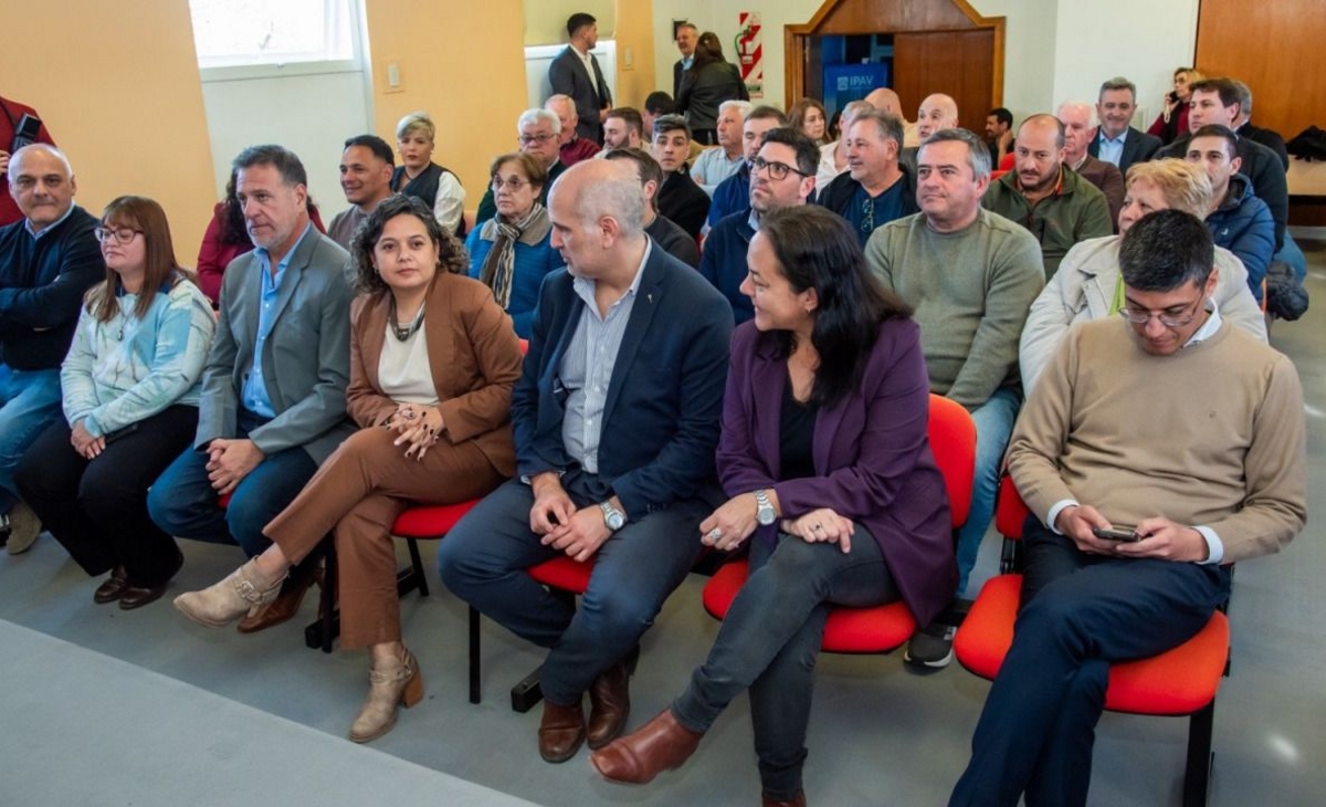 Provincia entregó $ 1.000 millones a municipios para soluciones habitacionales