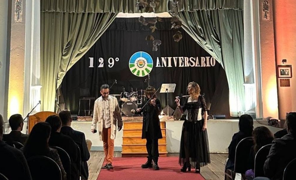 Noche de gala, homenajes y música para celebrar los 129 años de Catriló