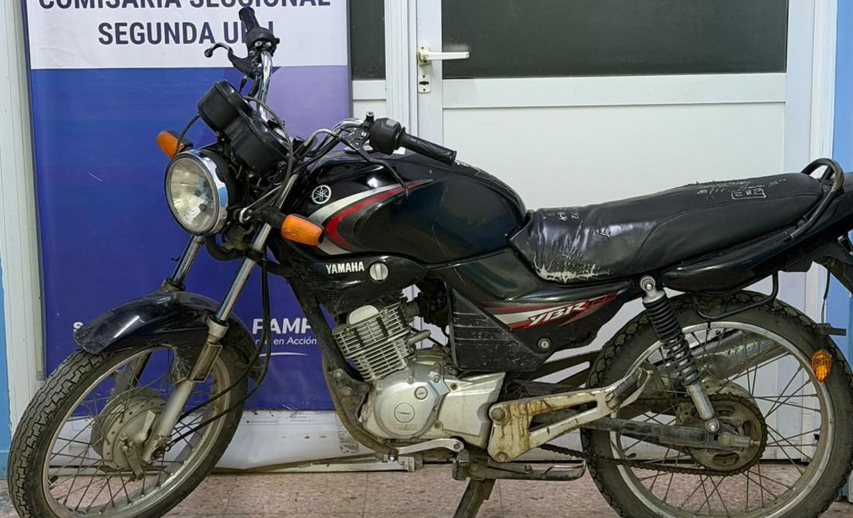 Cortaron el alambre y se robaron una moto del depósito municipal