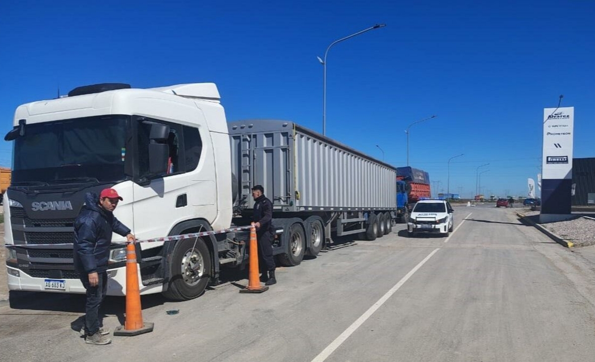 Hallaron sin vida a un joven de Casbas dentro de su camión
