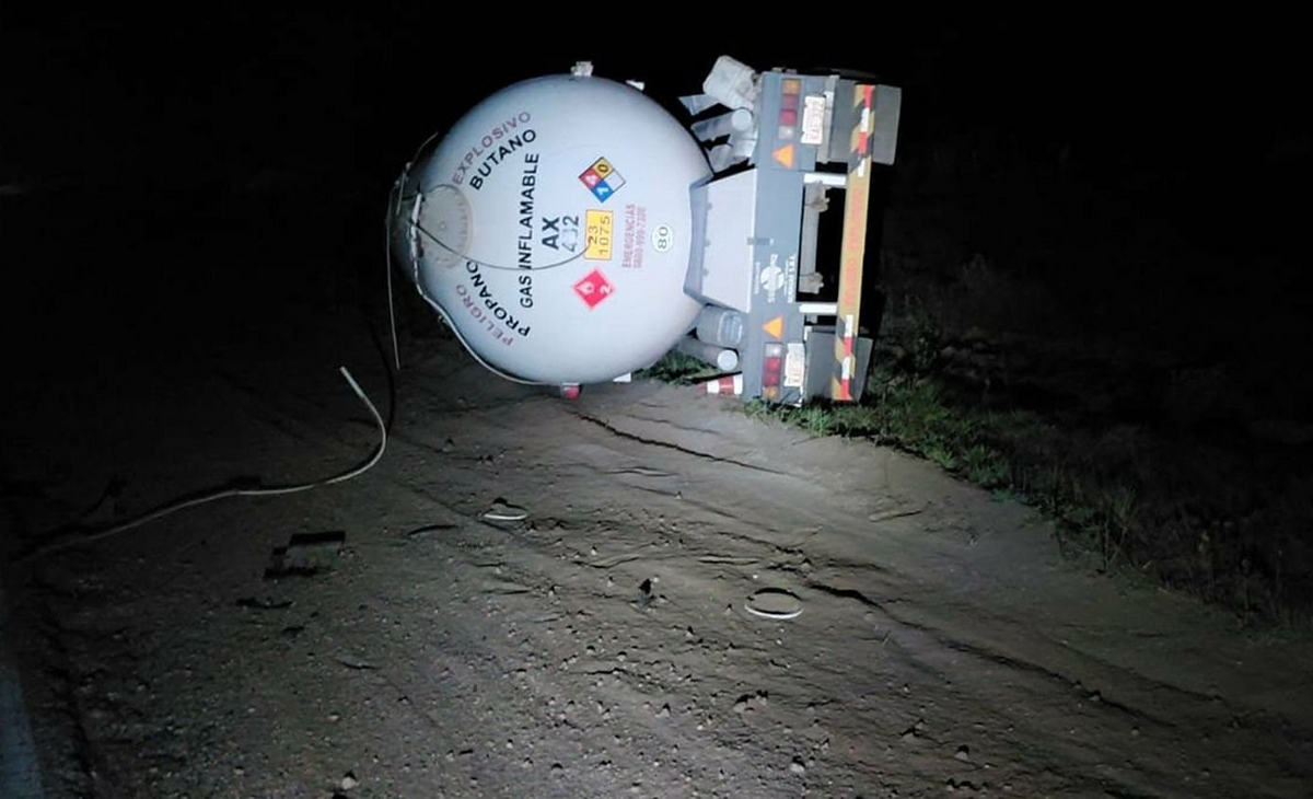 Volcó un camión con gas licuado