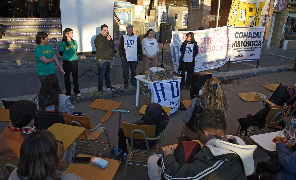 Universidades vuelven a pedir por la Ley de Financiamiento