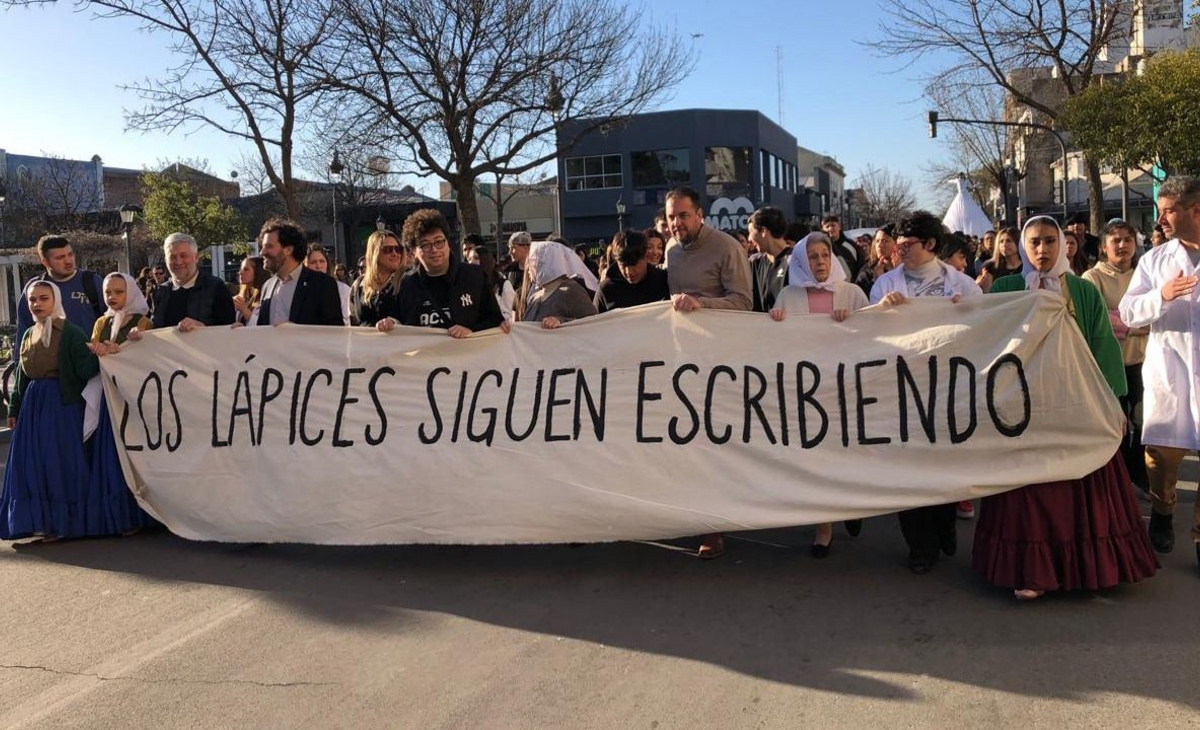 Santa Rosa recuerda la Noche de los Lápices en el festival "Trazo Pampeano"