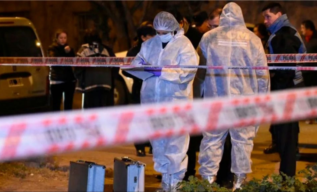 Una mujer y su nieto murieron al caer en un pozo séptico