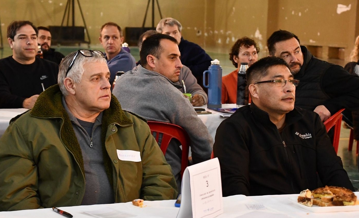 Encuentro de docentes de escuelas técnicas para fortalecer la formación en Electricidad