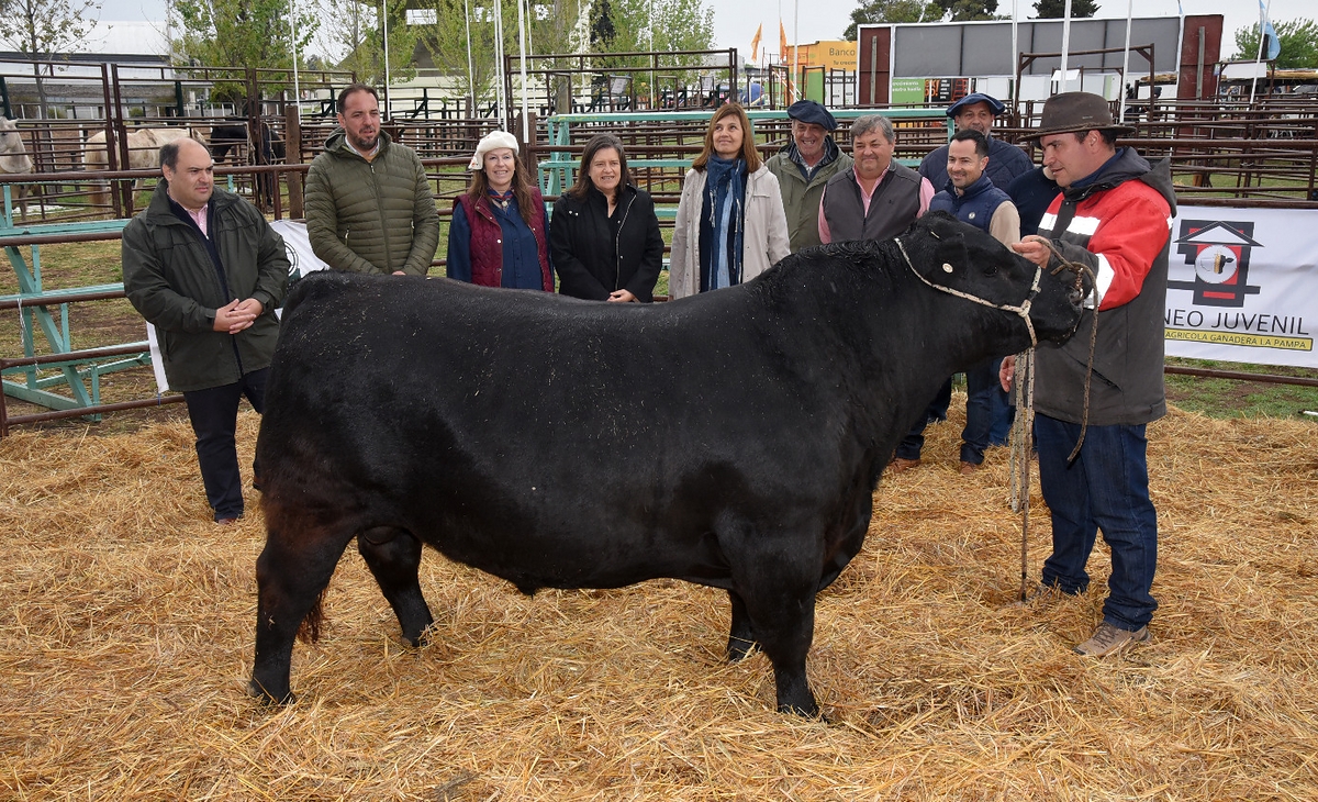 "Centenario Pampeano" abrió la 100ª Expo Rural