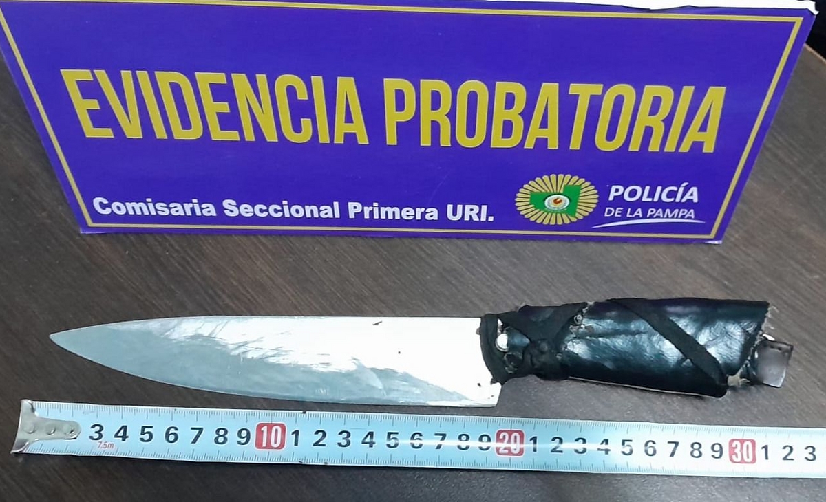 Violenta pelea con cuchillos en la calle: testigos no denunciaron