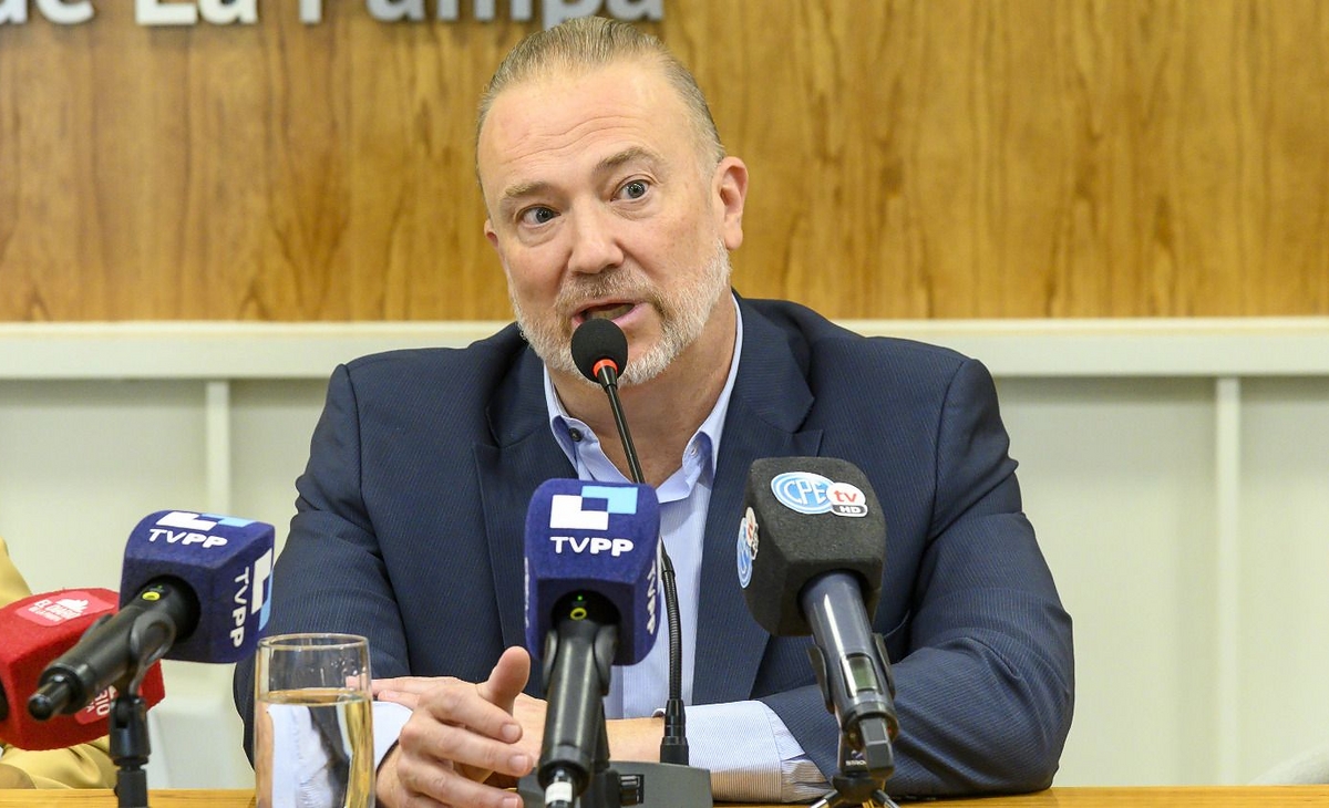 Gil Domínguez a la Corte por la venta de tierras: “No aclares que oscurece”