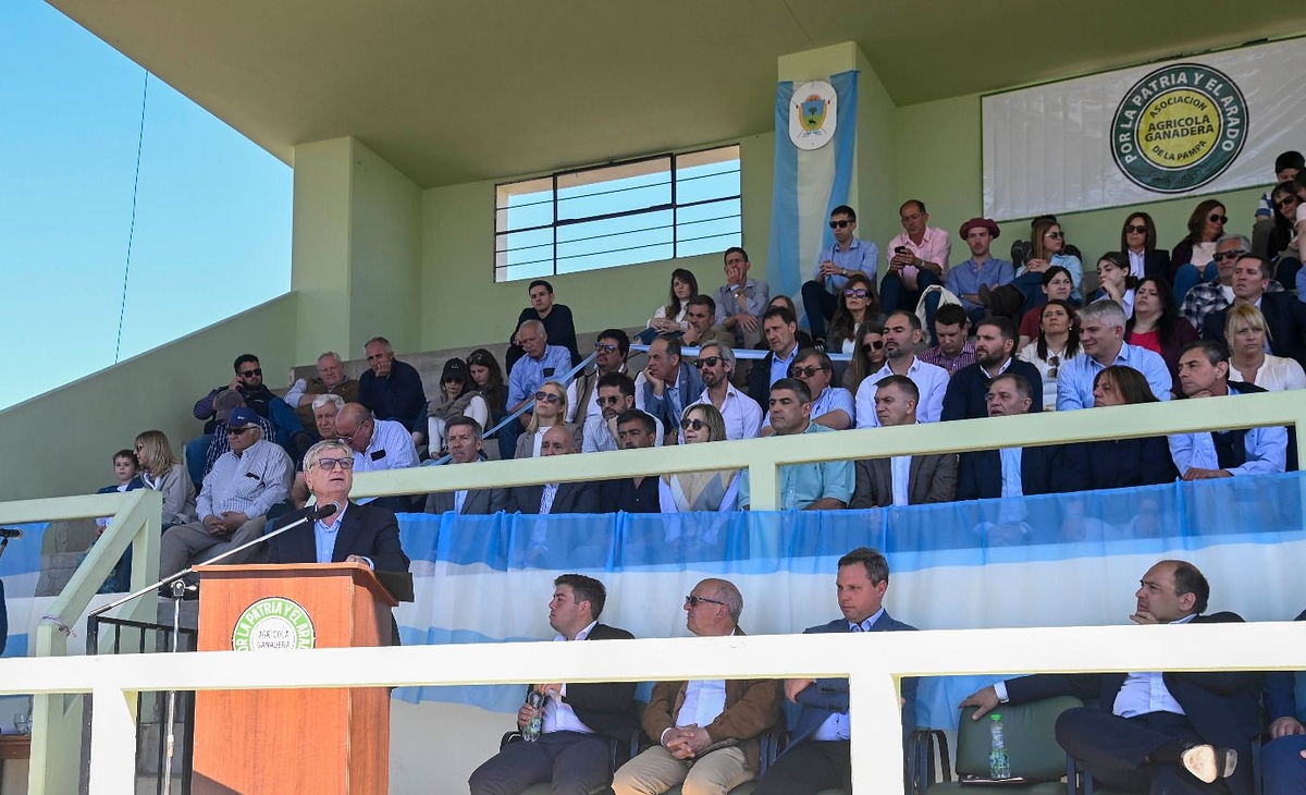 100º Exposición Rural: Ziliotto anunció créditos por $55 mil millones y nuevas obras viales para el agro