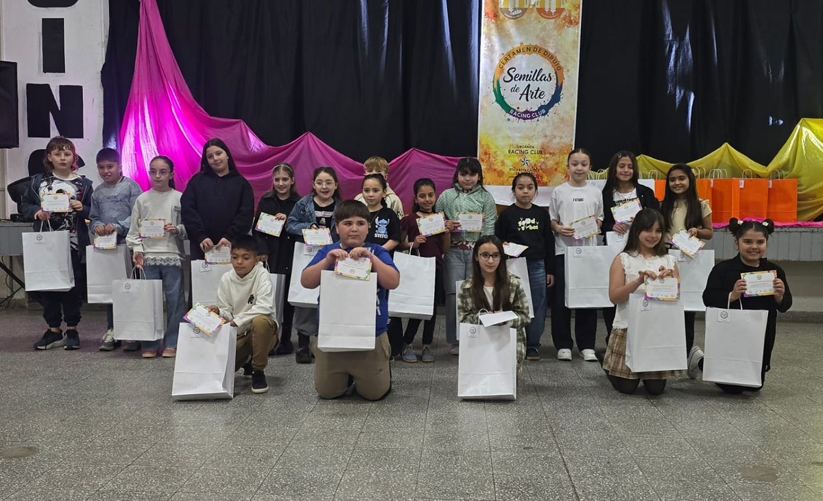 Más de 500 niños en concurso artístico