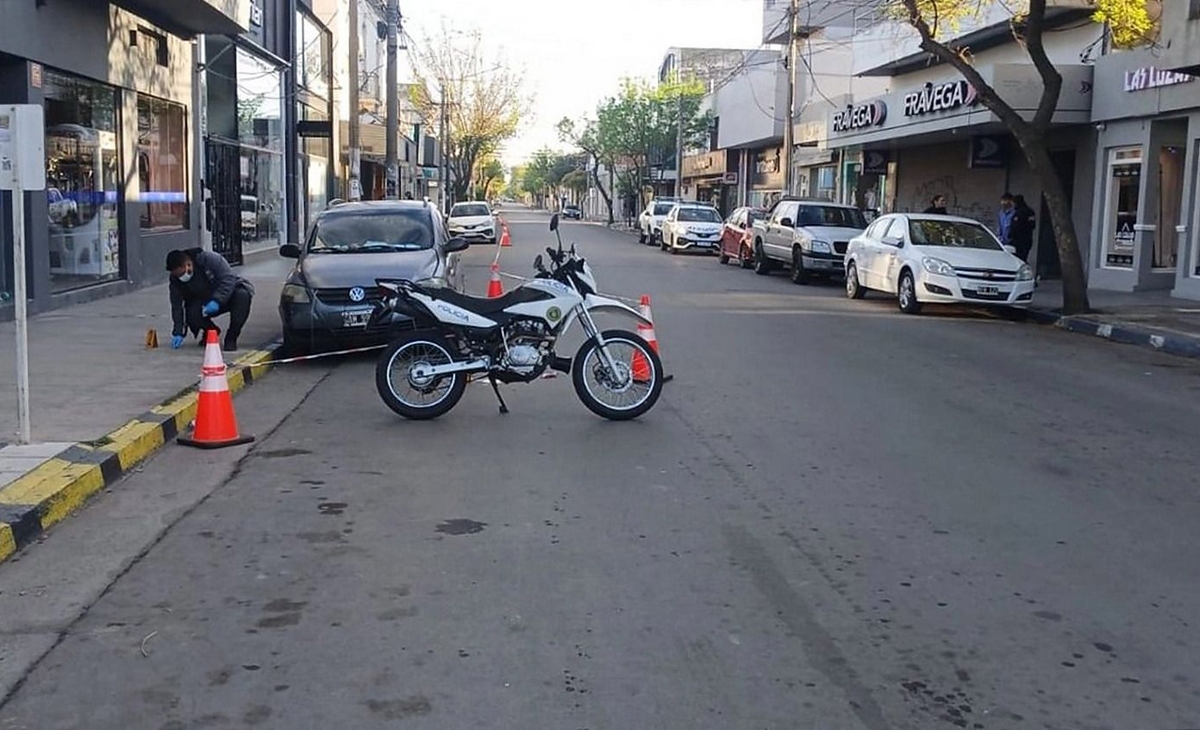 Un joven apuñaló al actual novio de su ex pareja