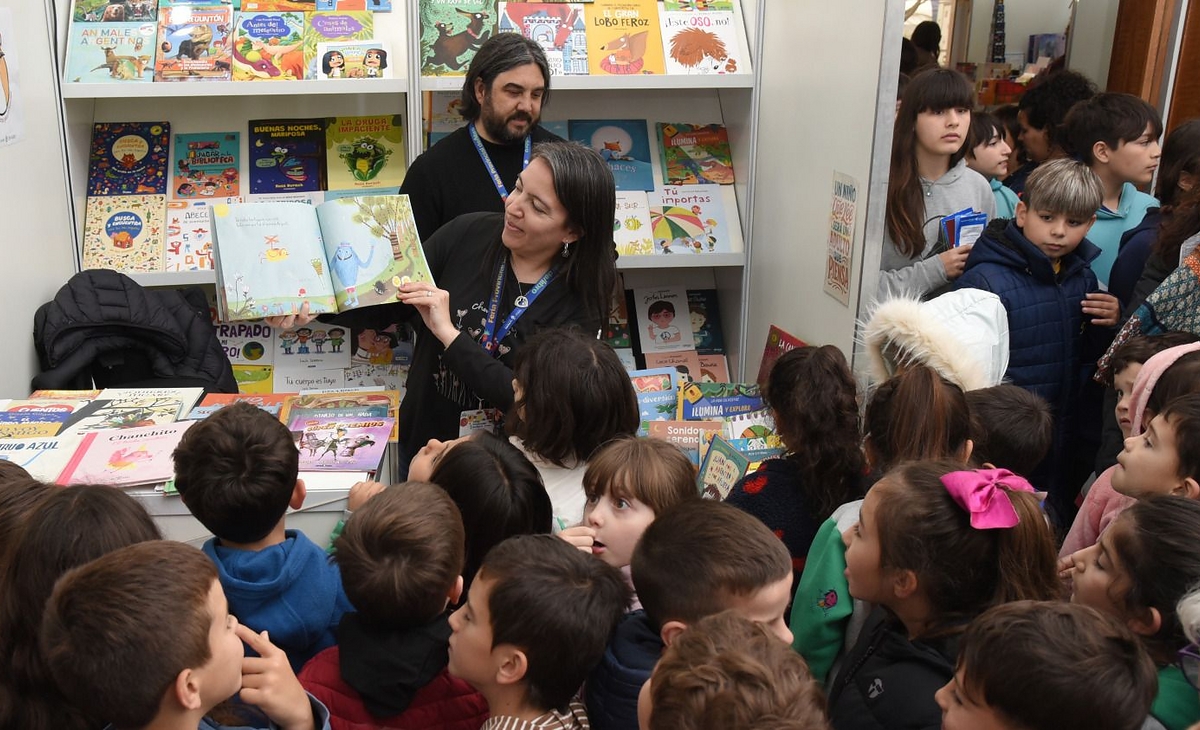 Comenzó en Santa Rosa la Feria Provincial del Libro