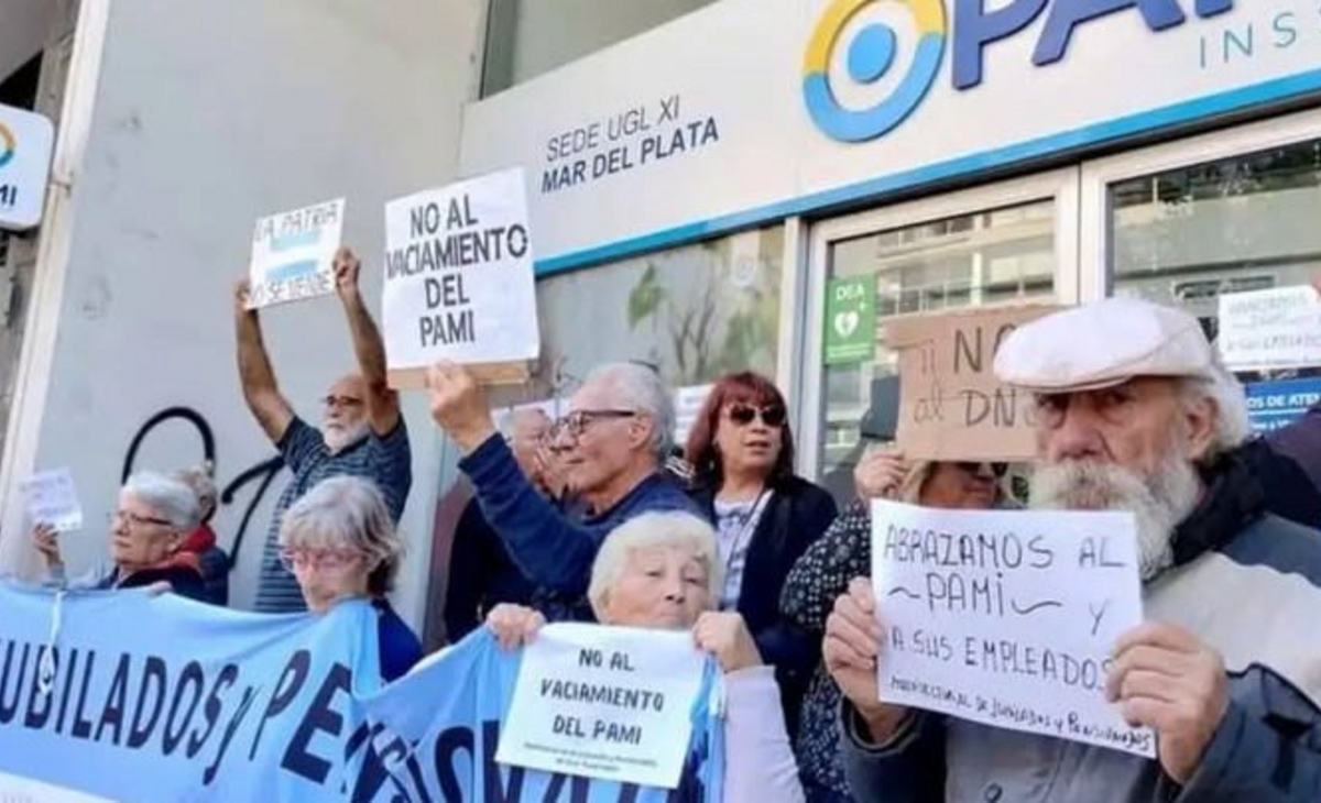 Médicos y odontólogos de PAMI realizarán un paro nacional de 96 horas
