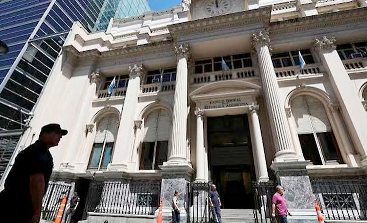El BCRA salió a vender para frenar el dólar