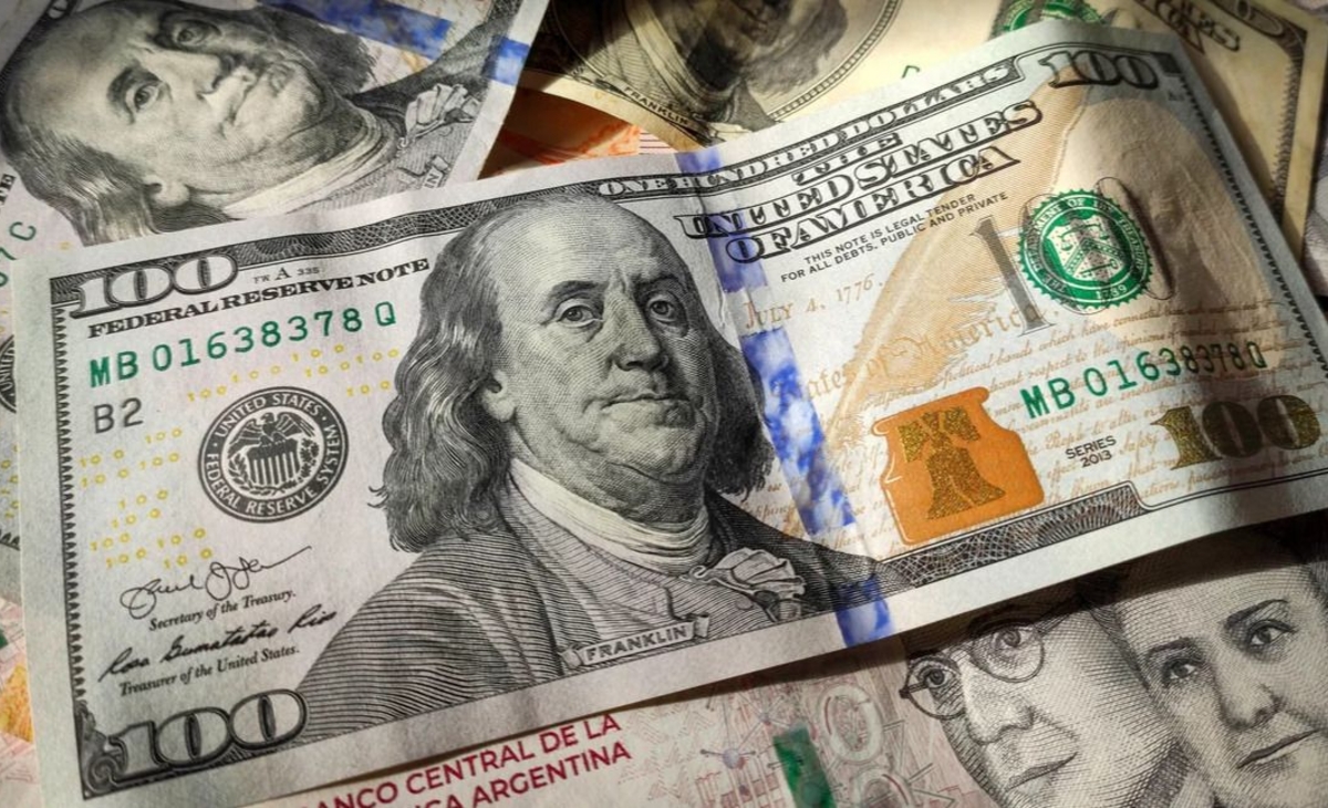 El dólar blue ya acumula diez jornadas seguidas por encima de los $ 1.500
